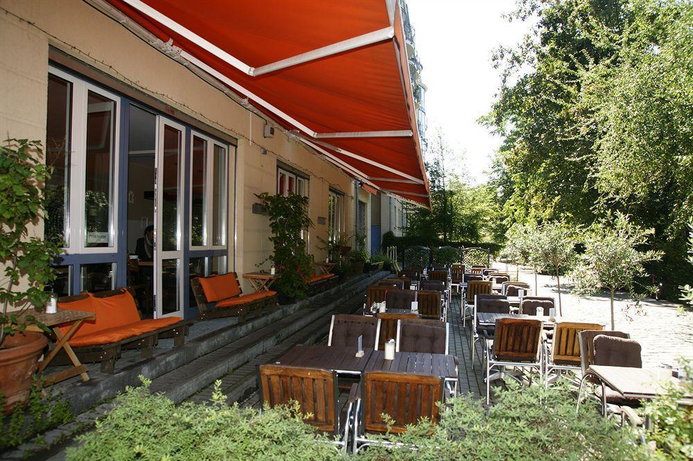 Midi Inn Parkhotel Mitte Берлин Екстериор снимка